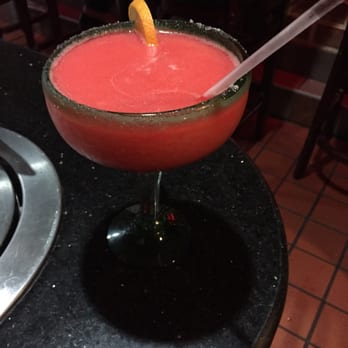 Los Compadres - They don't skip on tequila, & after awhile they walk around & add shots of tequila to your drinks, or straight to your mouth! - Mexican Near Me - Cedar Rapids, Iowa