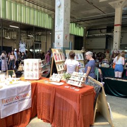 Artisan Market - Lots of vendors