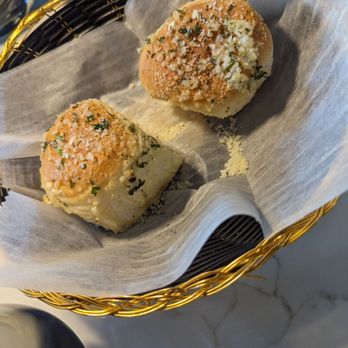 Bella Cucina - Garlic rolls - Italian Near Me - Royal Palm Beach, Florida Bella Cucina - Garlic rolls - Italian Near Me - Royal Palm Beach, Florida