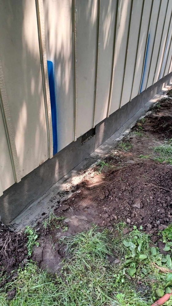 Slide of Emmanuel Handyman