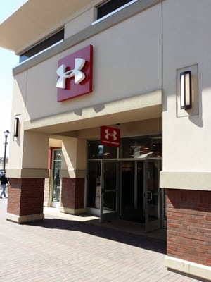 Under Armour Factory House - Twin Cities Premium Outlets by null