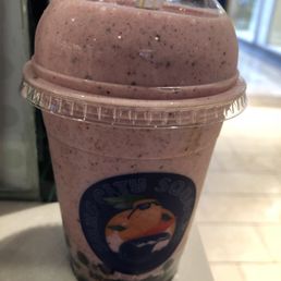 tripleberry smoothie with boba tripleberry smoothie with boba