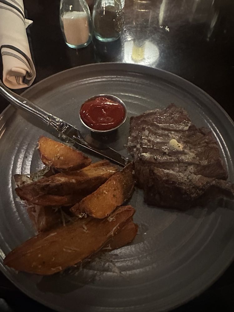 Social spots from The Graduate Homestead Room