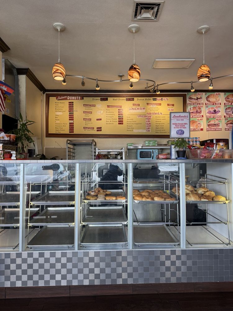 Lombardo's Donuts