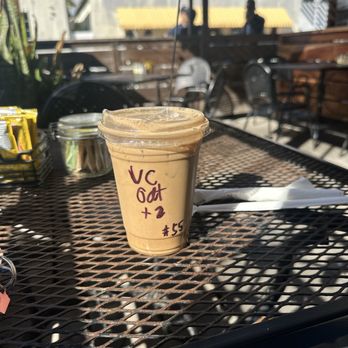 Alta Coffee - vanilla iced chai - Coffee & Tea Near Me - Newport Beach, California