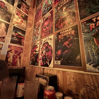 Conans Pizza North - Inside seating - Pizza Near Me - Austin, Texas