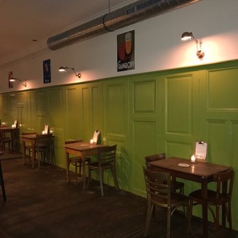 Proeflokaal In den Uiver - Cafes Near Me - Haarlem, New Hampshire