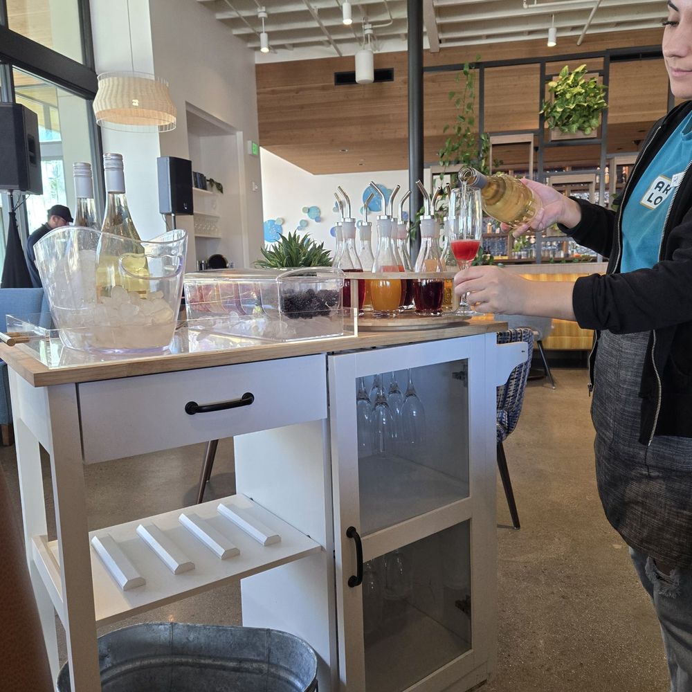 ARLO - Bottomless Mimosa cart - New American Near Me - San Diego, California ARLO - Bottomless Mimosa cart - New American Near Me - San Diego, California