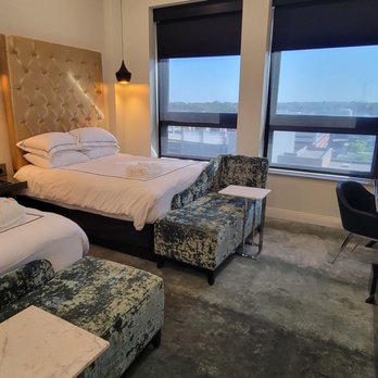 Hotel on Phillips - Hotels Near Me - Sioux Falls, South Dakota
