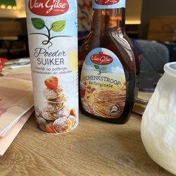 De Oude Muntkelder - The condiments on very table