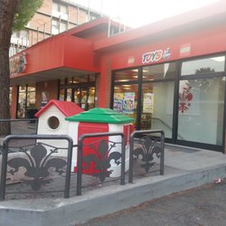 Toys Center