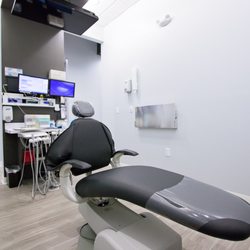 Blue Sky Dental Group - Comfortable treatment room