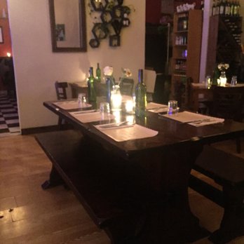 Julia's - Dining room - New American Near Me - Ridgewood, New York