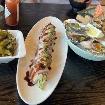 Sushi Kashiwa - Japanese Oysters Bluefin Lovers Roll Spicy Garlic Edamame - Sushi Bars Near Me - Pacifica, California