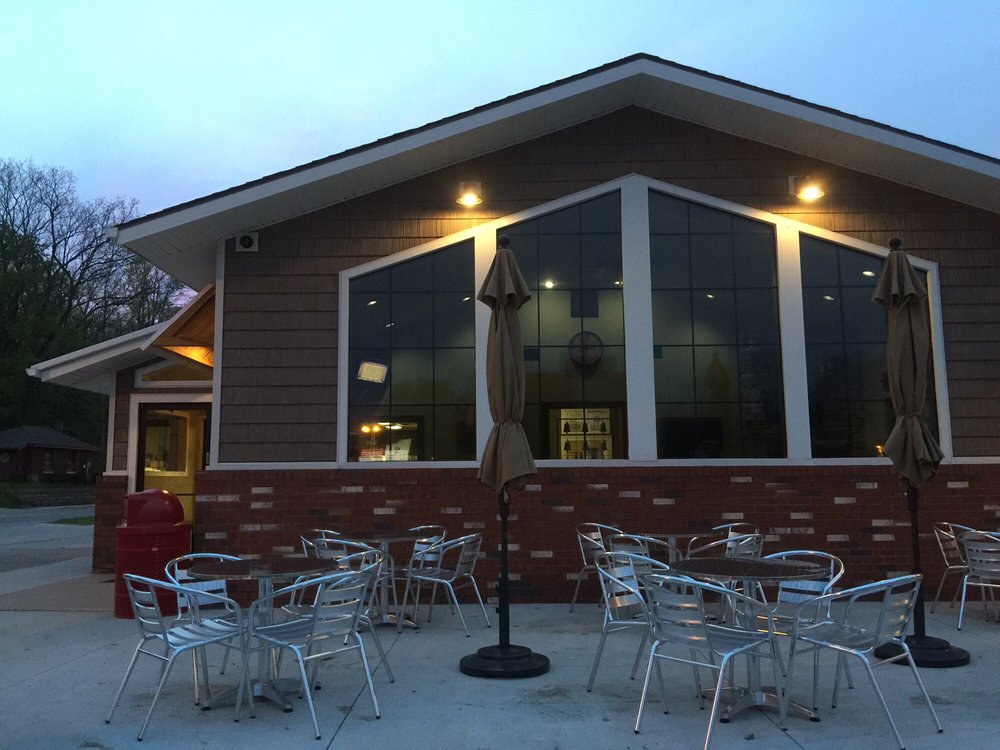 Portland Party Store Logo