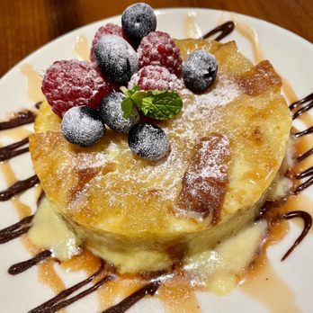 Bistro Tupaz - Bread pudding/cake 10/10! So good! - Modern European Near Me - San Jose, California