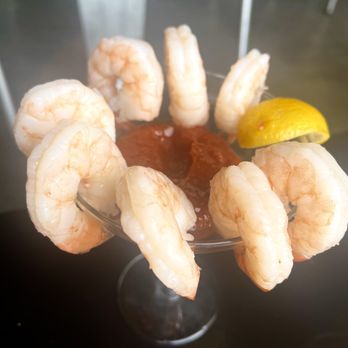 Ryan's Wake - Giant shrimp cocktail - and this was the small one! - Irish Pub Near Me - Troy, New York