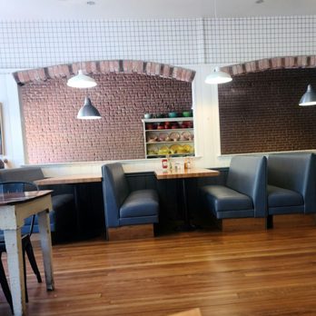 Putah Creek Cafe - Putah Creek Cafe dinning. - Breakfast & Brunch Near Me - Winters, California