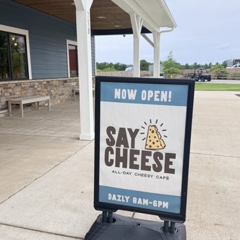 Fair Oaks Farms - Attraction Farms Near Me - Fair Oaks, Indiana