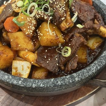Wooga Sullungtang - Thin sliced braised short rib-non spicy - Korean Near Me - Gardena, California Wooga Sullungtang - Thin sliced braised short rib-non spicy - Korean Near Me - Gardena, California