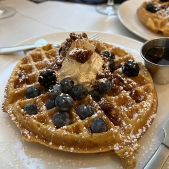 Fairchilds Public House - New American Near Me - Mountain View, California