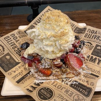Sweet Bites N Ice - Berries Bubble Waffle - Desserts Near Me - Bakersfield, California