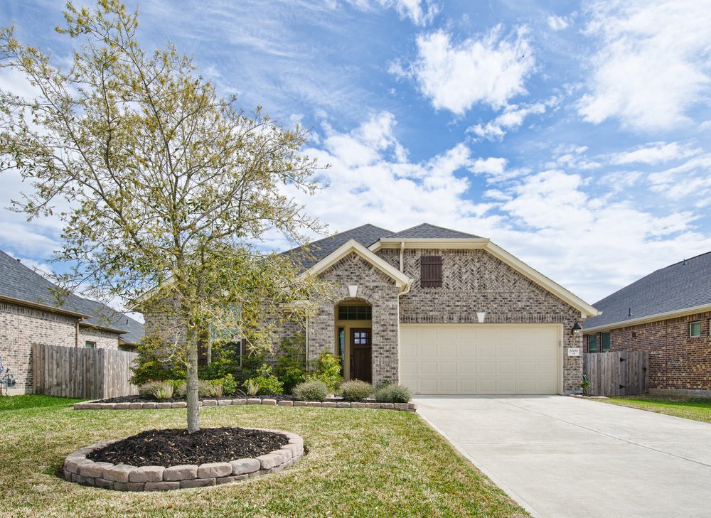 CARISHA BURKE HAR REAL ESTATE Contact Agent 5604 1st St, Katy