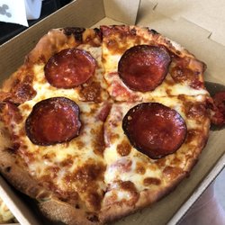 Summit Inn Pizza - Personal size pepperoni