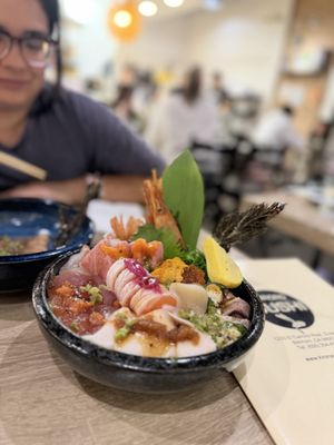 Kiroro Sushi by null