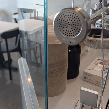 Poke2 Grill - Nifty speaker so clerk doesn't have to yell - Poke Near Me - Garden Grove, California Poke2 Grill - Nifty speaker so clerk doesn't have to yell - Poke Near Me - Garden Grove, California