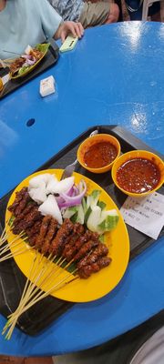 Makansutra Gluttons Bay by null