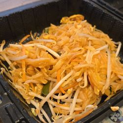 Khobkoon Thai Cuisine - The worst pad thai ever