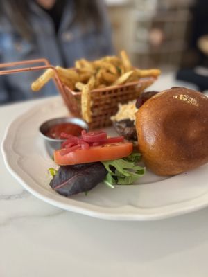 Caroline's on Main by null