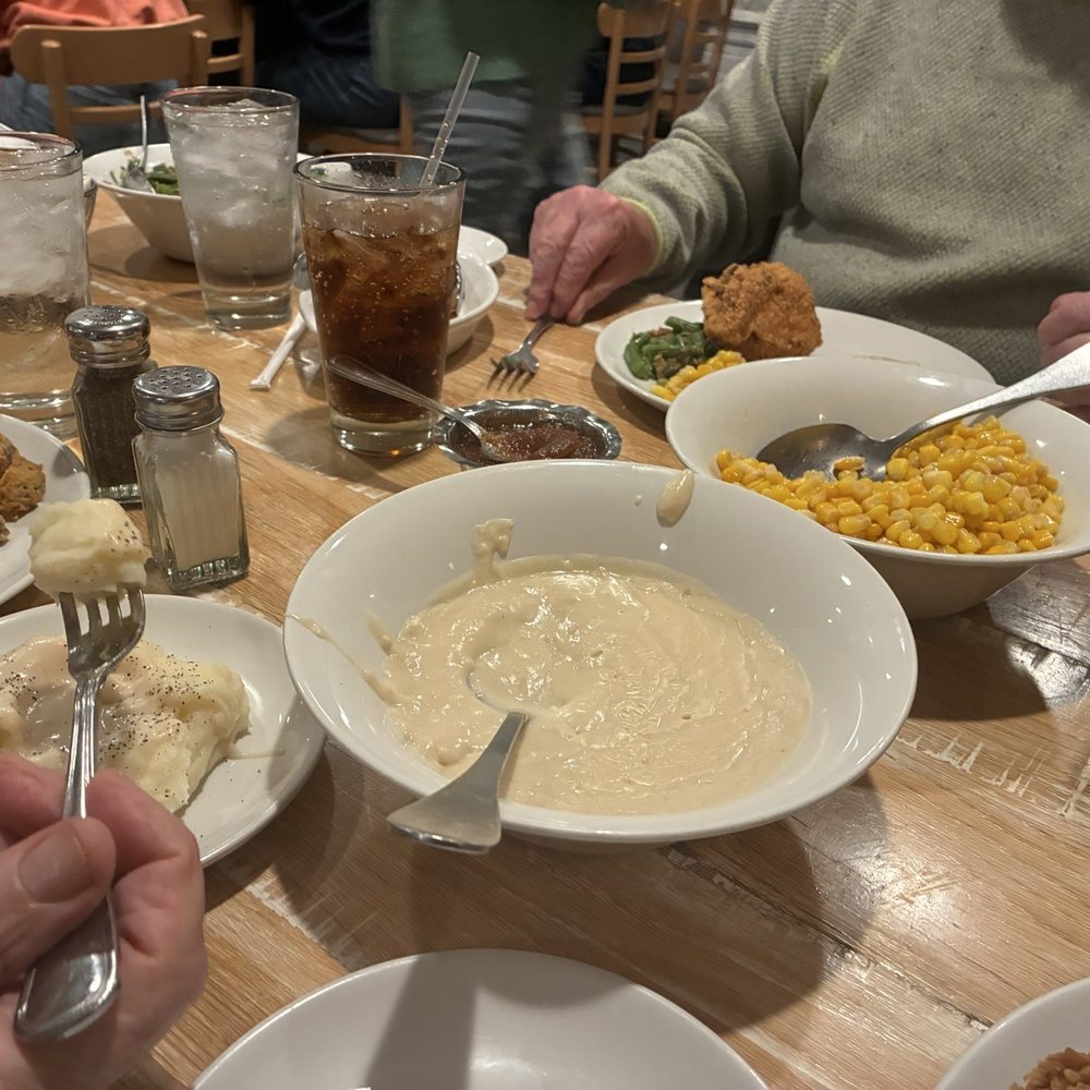 Hollyhock Hill - Example of dinner ware and sides - American Near Me - Indianapolis, Indiana Hollyhock Hill - Example of dinner ware and sides - American Near Me - Indianapolis, Indiana
