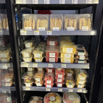 Walgreens - Fresh fruit and sandwiches - Drugstores Near Me - Las Vegas, Nevada
