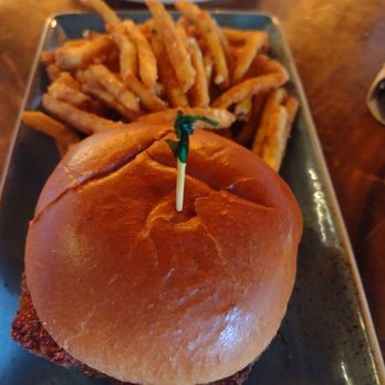 TownHall - Chicken sammich & fries - New American Near Me - Cleveland, Ohio TownHall - Chicken sammich & fries - New American Near Me - Cleveland, Ohio