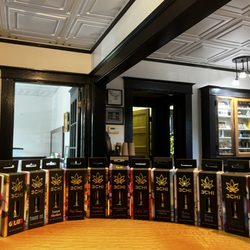Underground Art - Luxury Delta 8 Products. Must be 21 to purchase.