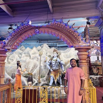 Geeta Temple Ashram - Hindu Temples Near Me - Woodside, New York Geeta Temple Ashram - Hindu Temples Near Me - Woodside, New York