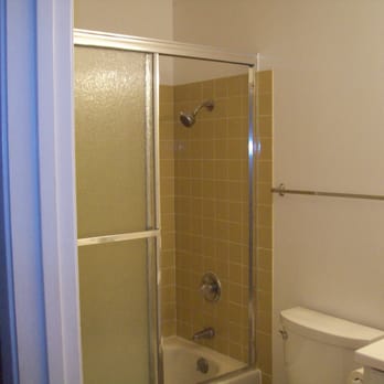 Medusa Construction - Bathroom before - General Contractors Near Me - San Jose, California Medusa Construction - Bathroom before - General Contractors Near Me - San Jose, California