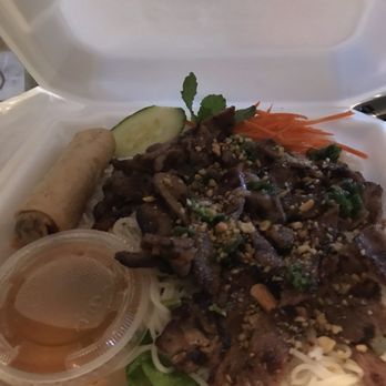 Le's Pho - #25 grilled pork/vermicelli - Vietnamese Near Me - Sanford, Florida