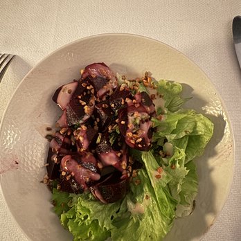 Le 27 Madame - Beet salad - French Near Me - Paris, 01 Le 27 Madame - Beet salad - French Near Me - Paris, 01