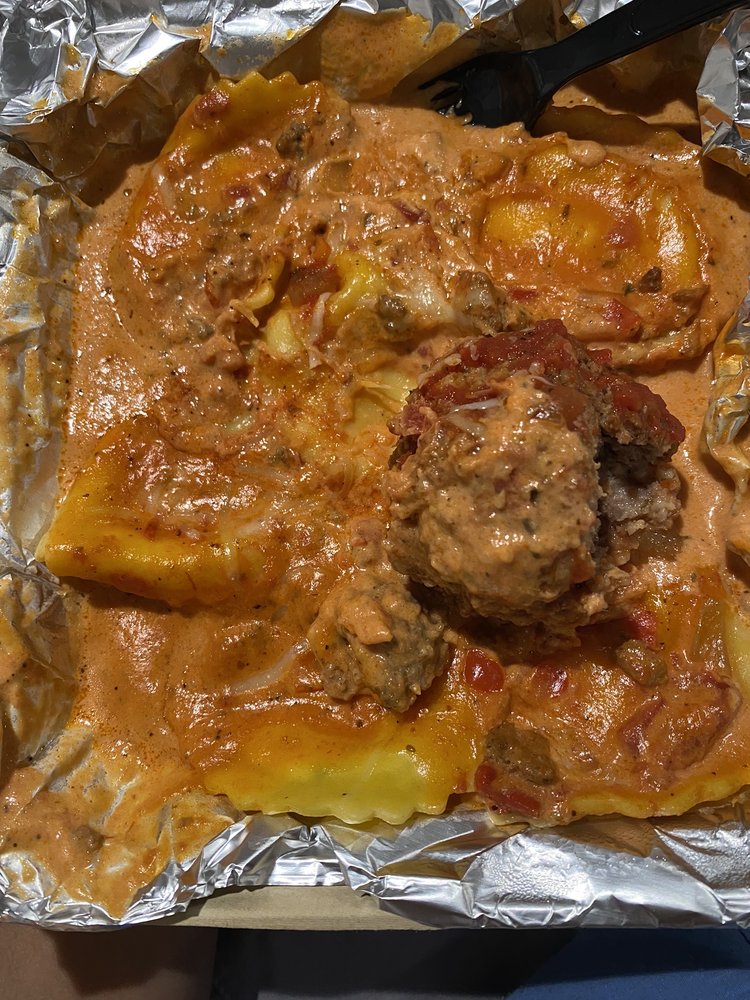 GOODFELLAS PIZZA & PASTA 47 Photos & 216 Reviews 1041 Terra Nova