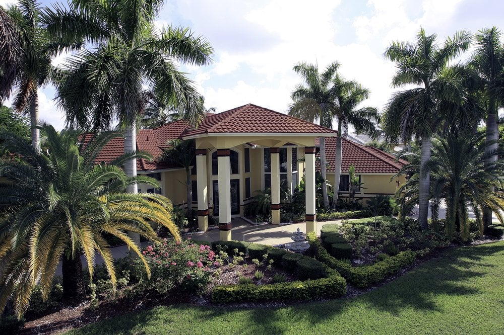 Slide of Regency Roofing Shakemasters