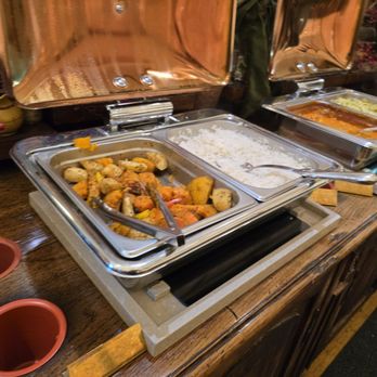 Hobbiton - Hobbiton lunch buffet style - Tours Near Me - Matamata, WKO Hobbiton - Hobbiton lunch buffet style - Tours Near Me - Matamata, WKO