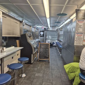 White Rose System - From counter - Burgers Near Me - Roselle, New Jersey