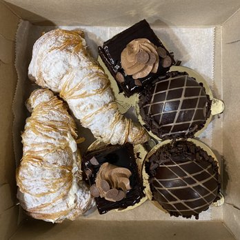 Catania Bakery - a variety of pastries in a box - Bakeries Near Me - Ridgewood, New York Catania Bakery - a variety of pastries in a box - Bakeries Near Me - Ridgewood, New York