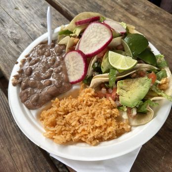 Yabes Taco Truck - Veggie Tacos - Food Stands Near Me - Forks, Washington