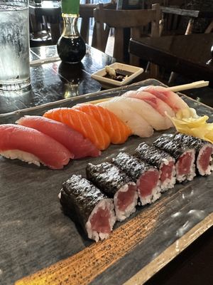 Akimoto Sushi by null