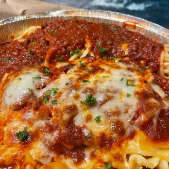 Volare - Manicotti is SO good!! Fresh tomato sauce and lots of cheese. - Italian Near Me - San Diego, California Volare - Manicotti is SO good!! Fresh tomato sauce and lots of cheese. - Italian Near Me - San Diego, California