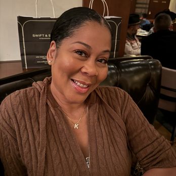 Swift & Sons Steakhouse - Happy Birthday to me! - American Near Me - Chicago, Illinois